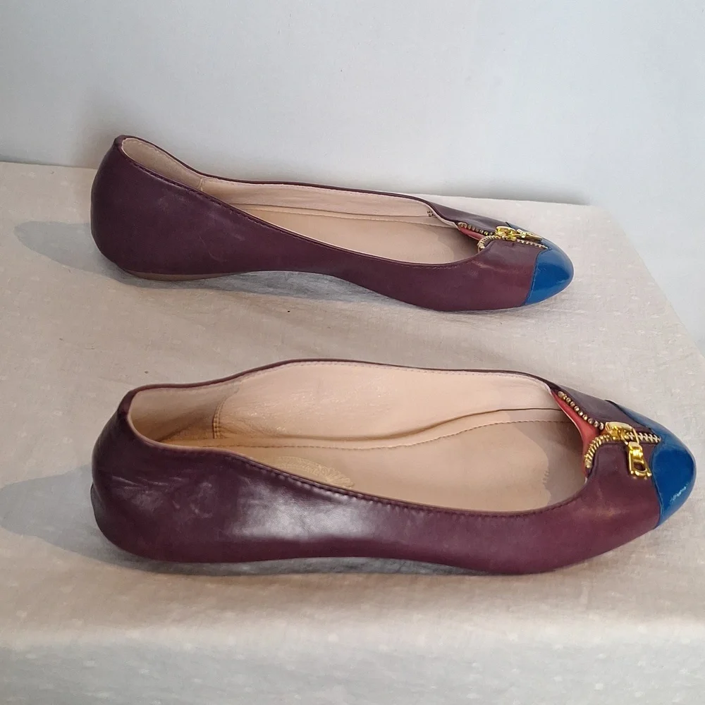 Elie Tahari Women's Flats with Blue and Purple Accents Zipper Detail SAMPLE